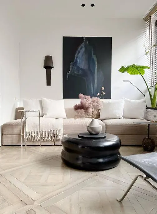 Petite Maison Dans Le Marais Parigi